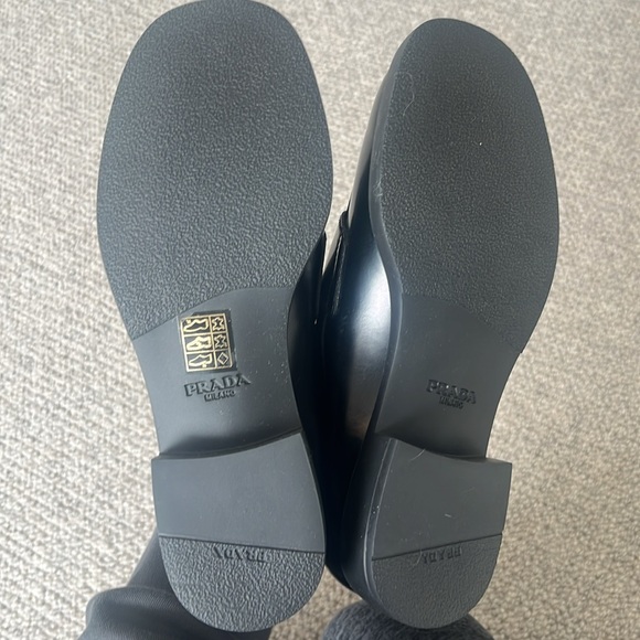 NWOT Prada Black Brushed Leather Loafers- comes with box,  dust covers- - Picture 7 of 14